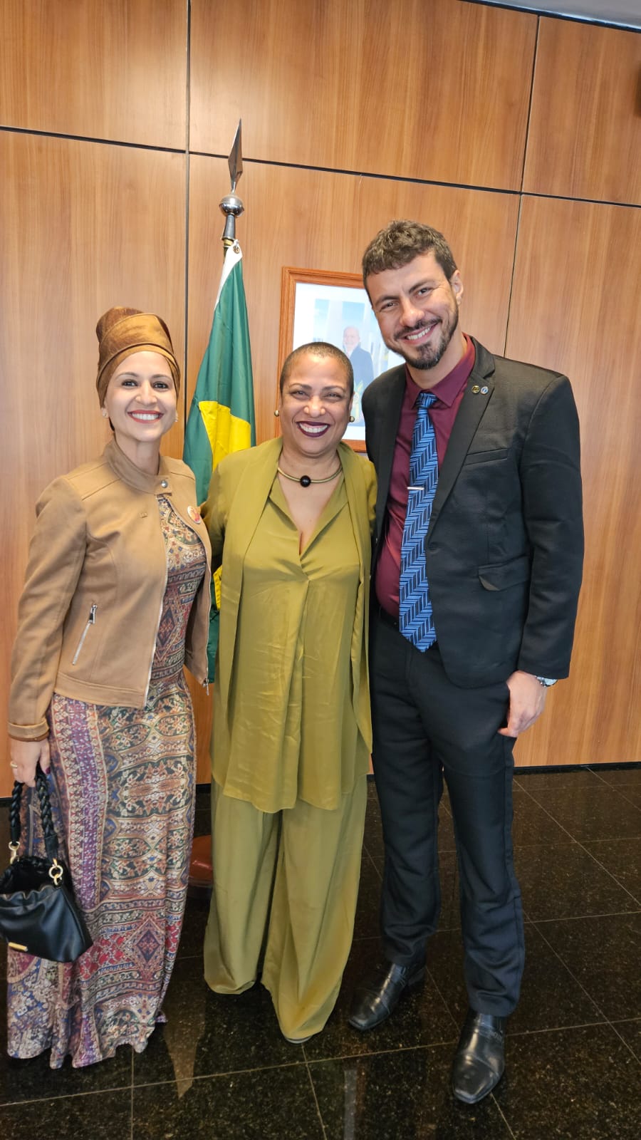 Professora Gina Gon Alves Empossada Reitora Da Ufrb No Minist Rio Da