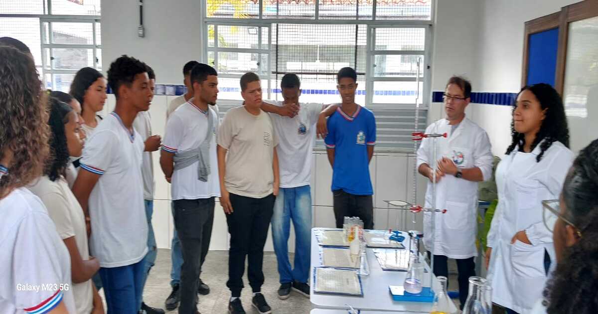 CFP na Estrada visita o Colégio Estadual Luis Eduardo Magalhães em Muniz Ferreira/BA