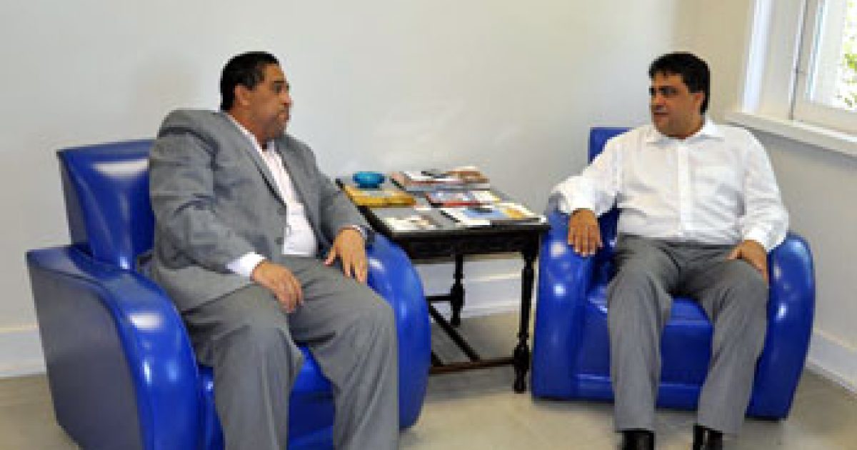 Audiência entre o Reitor da UFRB e o Prefeito de Santo Antonio de Jesus sobre o CCS