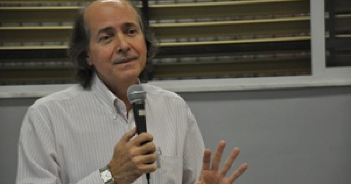 Reencôncavo 2012.1: CFP discute papel do ensino superior no Brasil