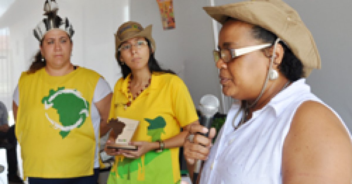 Equipe Rondonista da UFRB recebe certificado e troféu do projeto