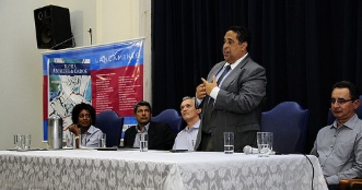 Cooperativismo é tema de revista lançada em Cruz das Almas