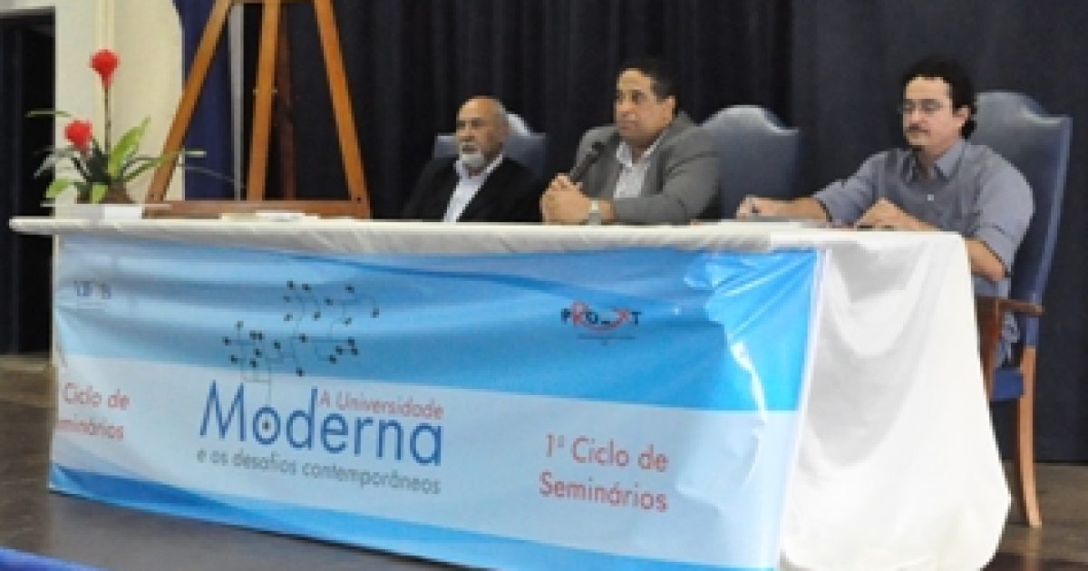 UFRB sedia I Ciclo de Seminários sobre a Universidade Moderna e os desafios contemporâneos