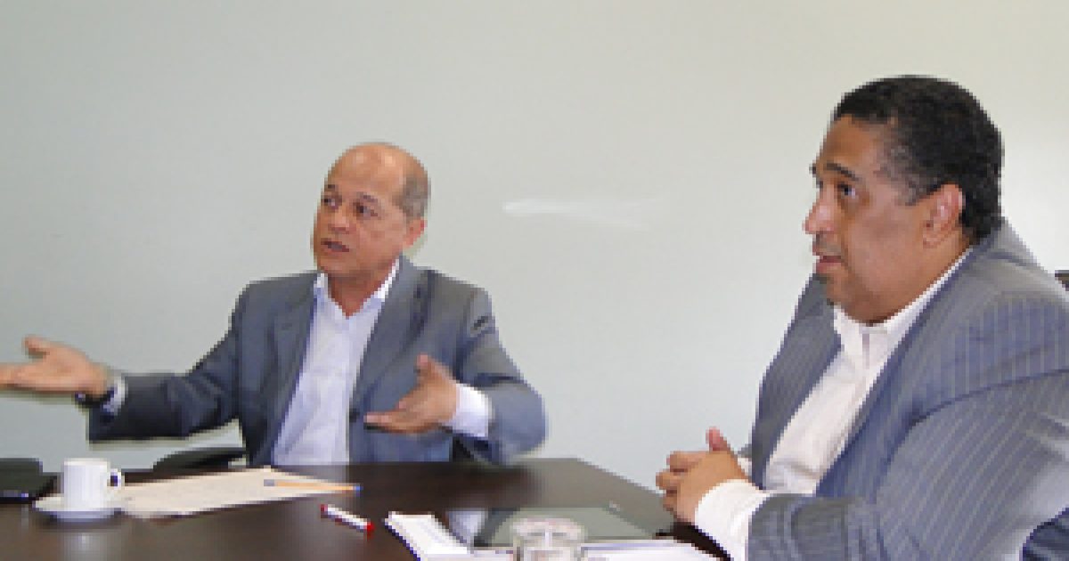 Reitor da UFRB e deputado defendem criação da Universidade do Nordeste da Bahia