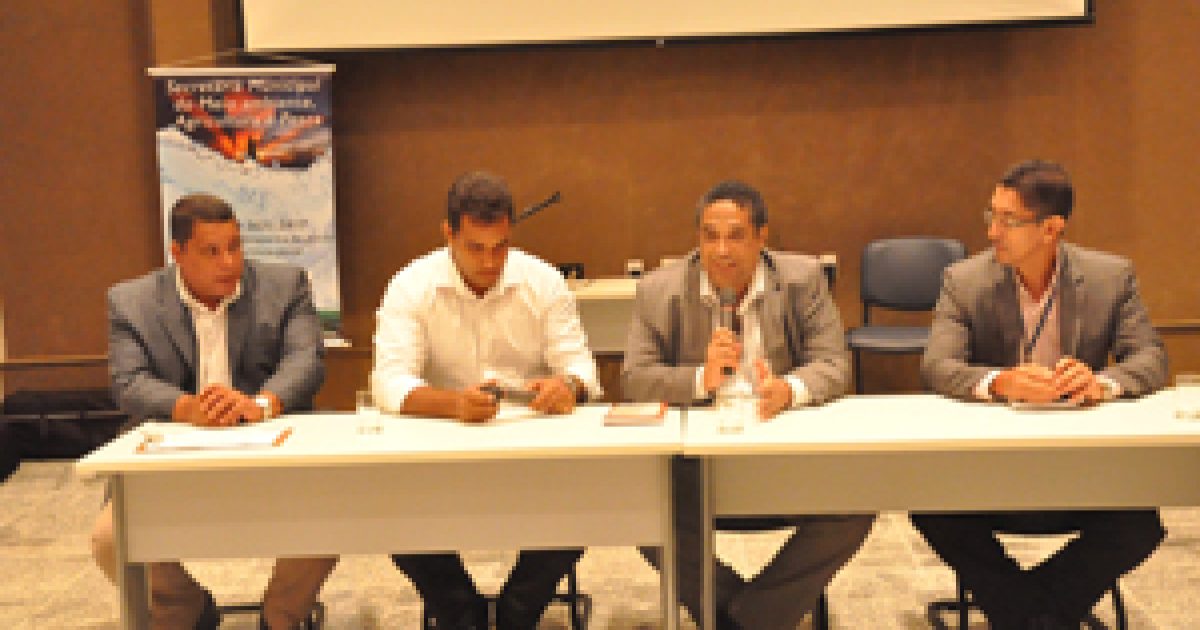 UFRB e Prefeitura Municipal de Itaparica debatem cooperação técnica