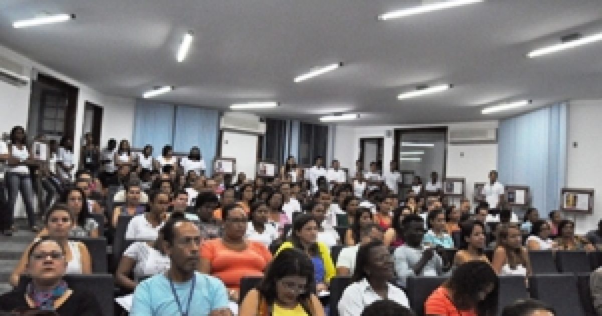 Auditório da PRPPG é palco do I Encontro de Integração Acadêmica Universitária
