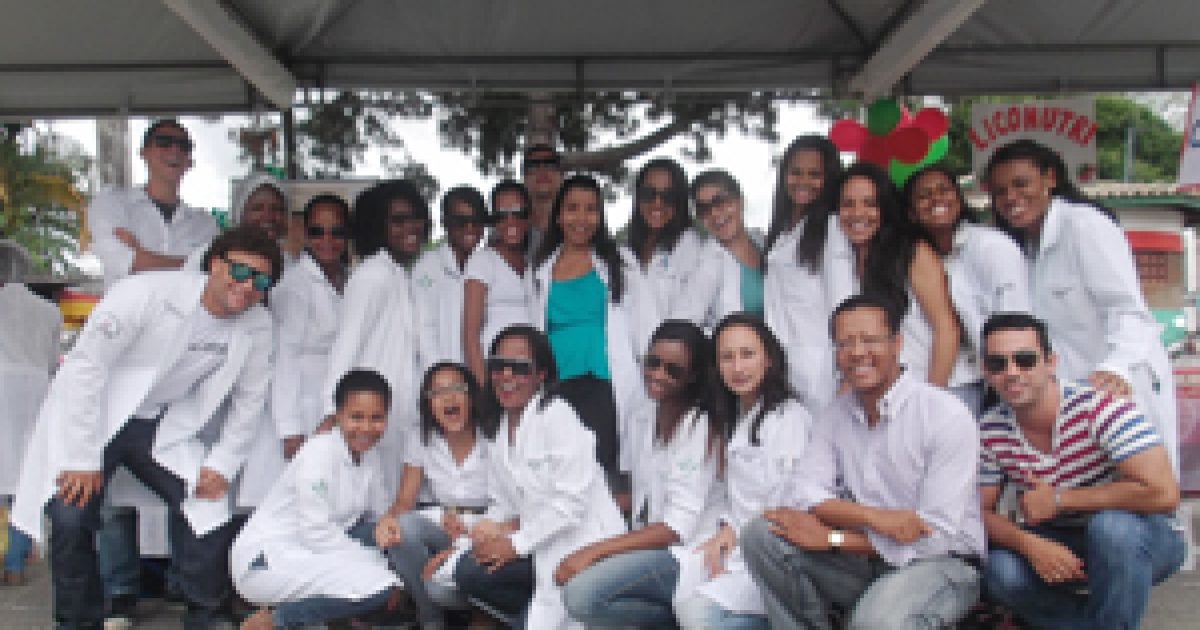 Estudantes de Nutrição da UFRB realizam feira de alimentos funcionais