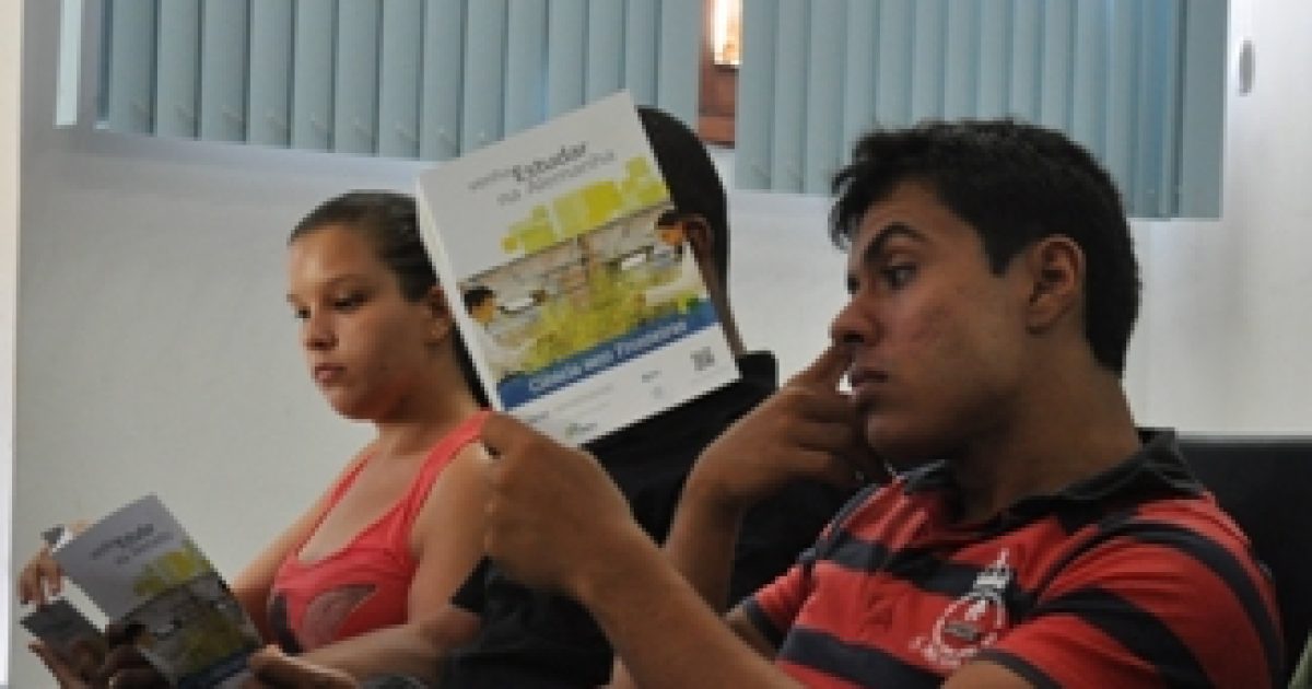 Palestra na UFRB orienta estudantes sobre oportunidades de intercâmbio na Alemanha