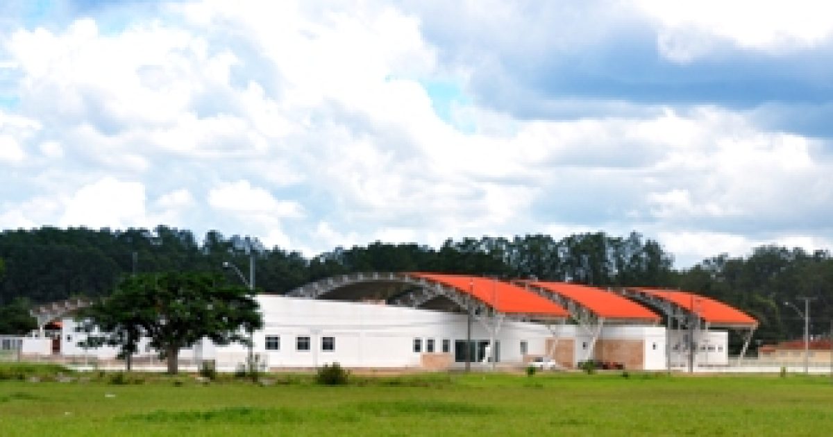 UFRB celebra inauguração do Hospital Universitário de Medicina Veterinária