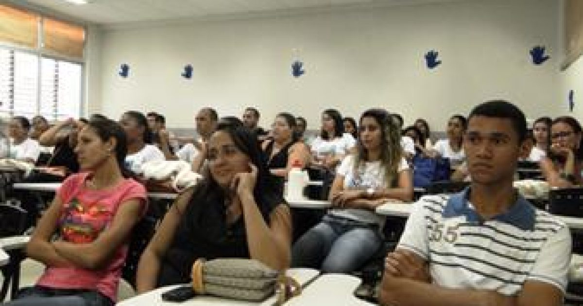 I Encontro de Pesquisadores de Língua de Sinais debate a inclusão do surdo na sociedade