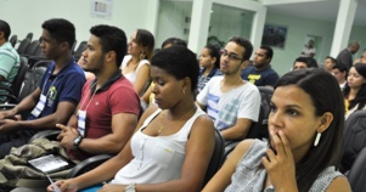 Simpósio de Fisiologia na UFRB reúne profissionais do futebol nacional