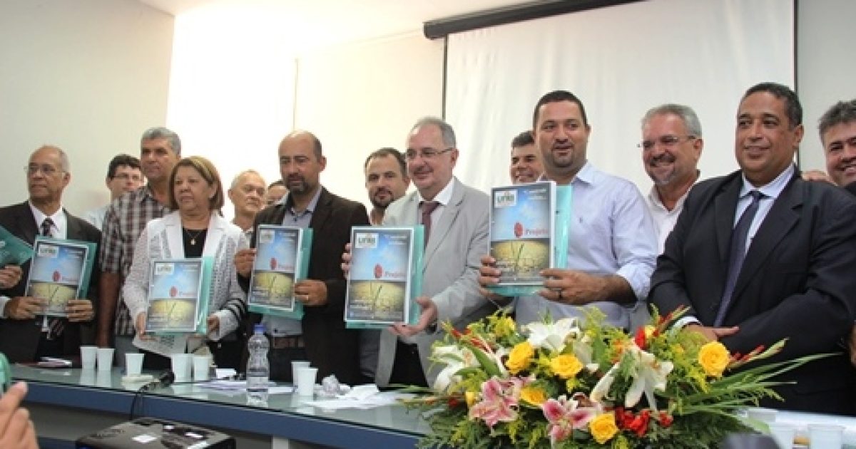 UFRB participa de apresentação do projeto da Universidade Federal do Nordeste da Bahia