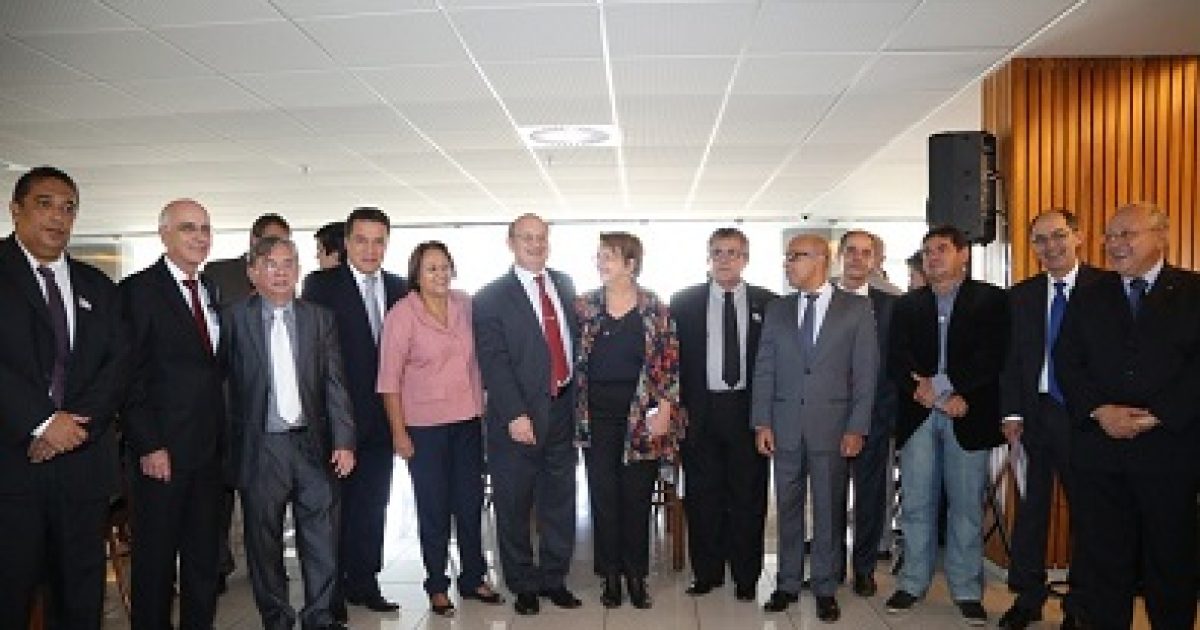 UFRB participa do lançamento da Frente Parlamentar pelas Universidades Federais