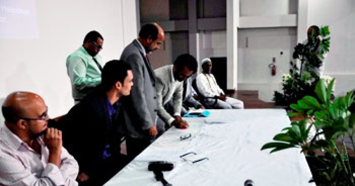 Nova direção do CAHL toma posse