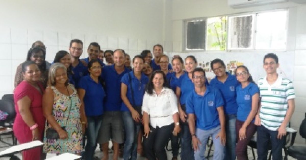 Representante discente visita polos de apoio do curso de Matemática EaD