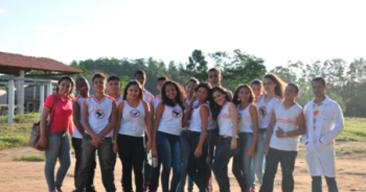 UFRB recebe visita de estudantes de Centro Educacional de São Felipe