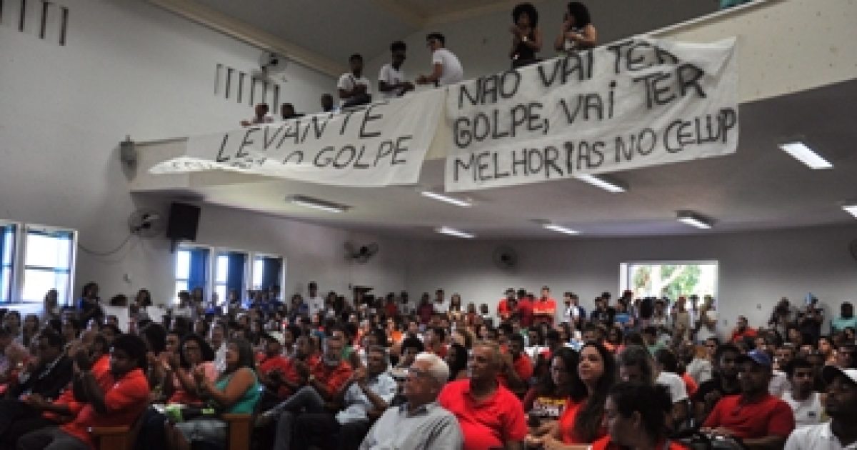 Ciclo de debates na UFRB discute mídia, política e estado de direito