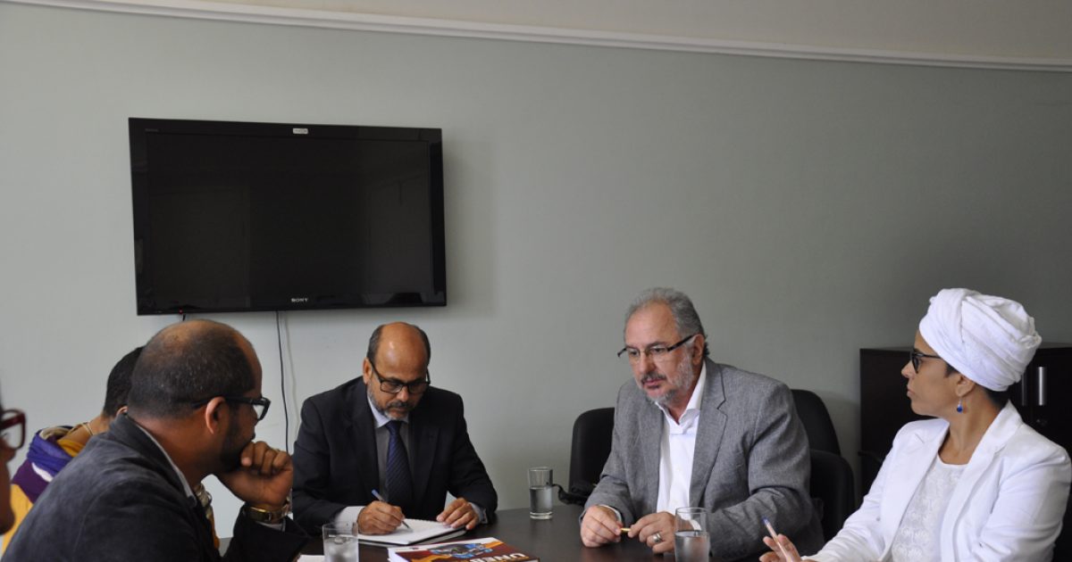 Reitor da UFRB debate propostas de cooperação com UNEB e Governo da Bahia