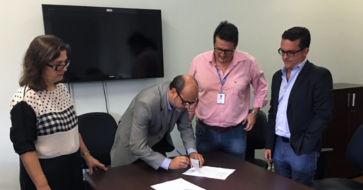 UFRB, Embrapa, FAEPE e ABA celebram parceria pela avicultura e suinocultura