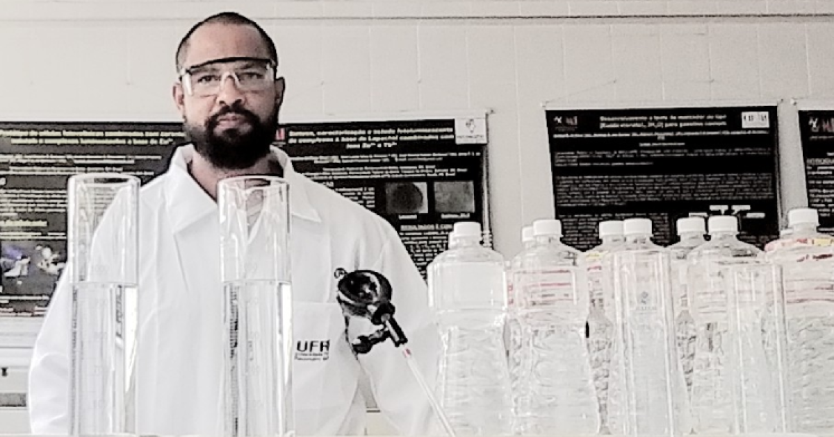 UFRB transforma álcool 99,5% em álcool 70% para atender demanda de Amargosa