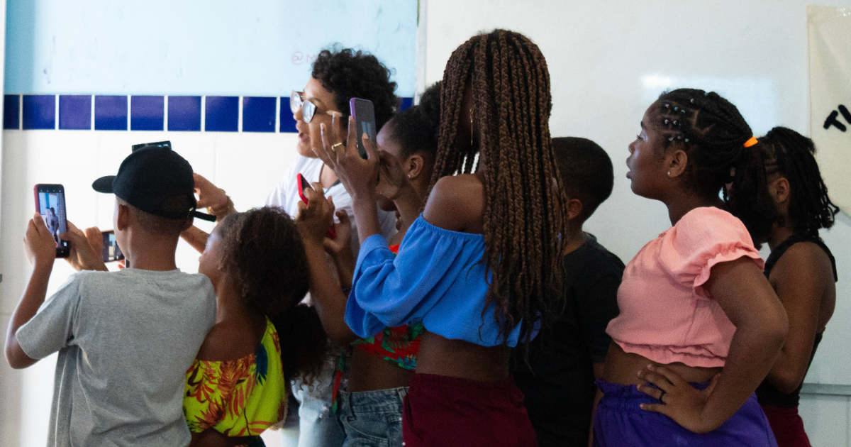 Projeto de estudante e egressos da UFRB promove educação pela arte em comunidade quilombola