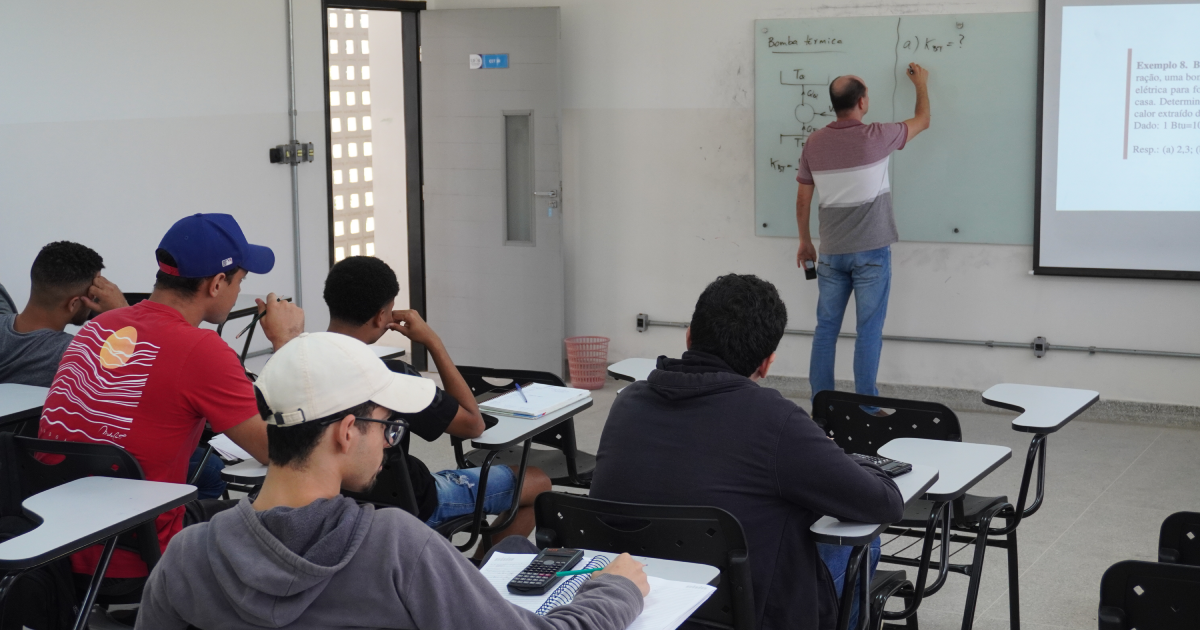 Curso de Bacharelado em Ciências Exatas e Tecnológicas da UFRB alcança Conceito 5 no MEC