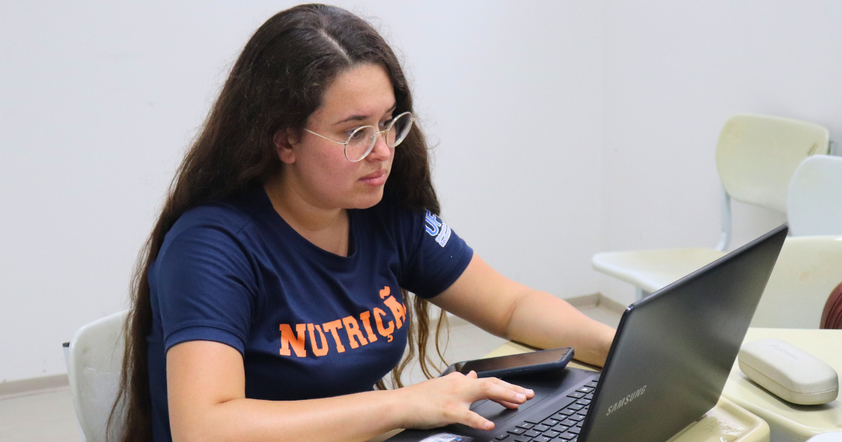 UFRB orienta sobre confirmação de matrícula de ingressantes na graduação em 2026.2