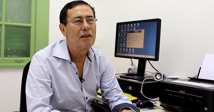 Professor Sebastião de Oliveira.