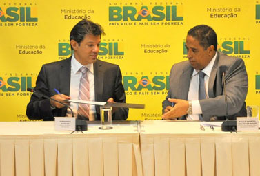 Reitor da UFRB é renomeado